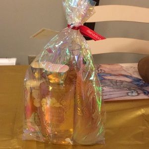 NEW! Bath & Body Works Gift Set
